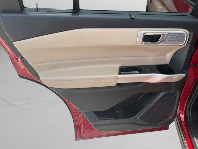 2021 Ford Explorer Limited - Photo 16