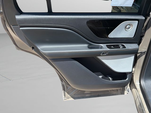 2026 Lincoln Aviator Reserve - Photo 11