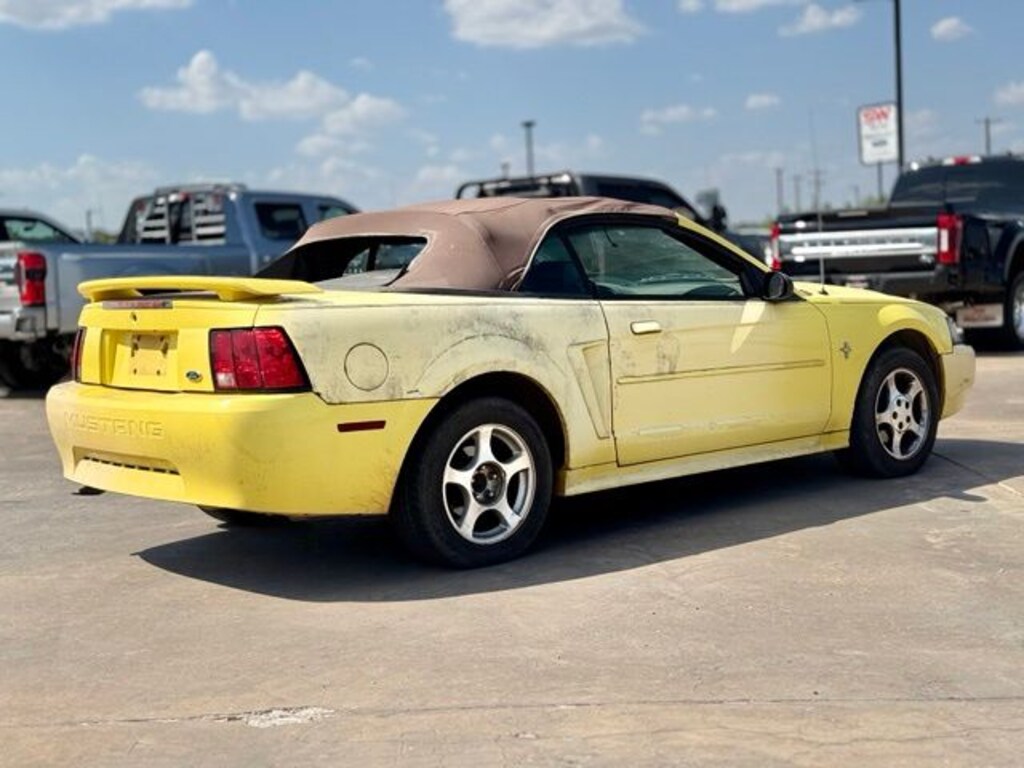 Used 2003 Ford Mustang V6 Convertible