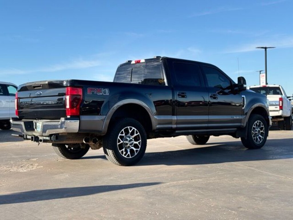 Used 2022 Ford F-250SD Lariat Truck