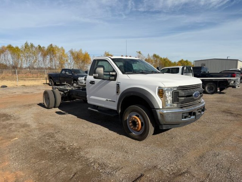 Used 2019 Ford F-550SD XL Chassis