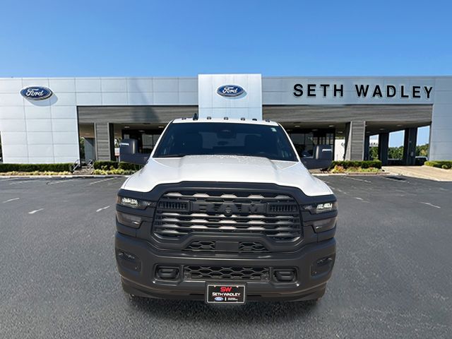 2025 Ram 3500 Tradesman photo 2