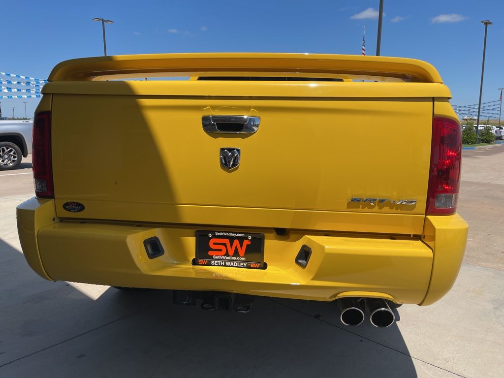 2005 Dodge Ram photo 3