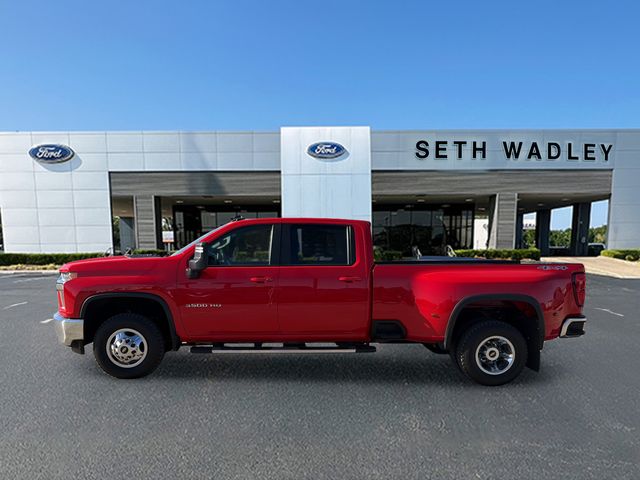 2022 Chevrolet Silverado 3500HD LT photo 4