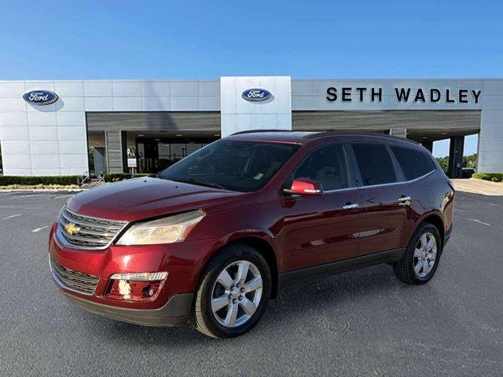 Used 2017 Chevrolet Traverse LT SUV