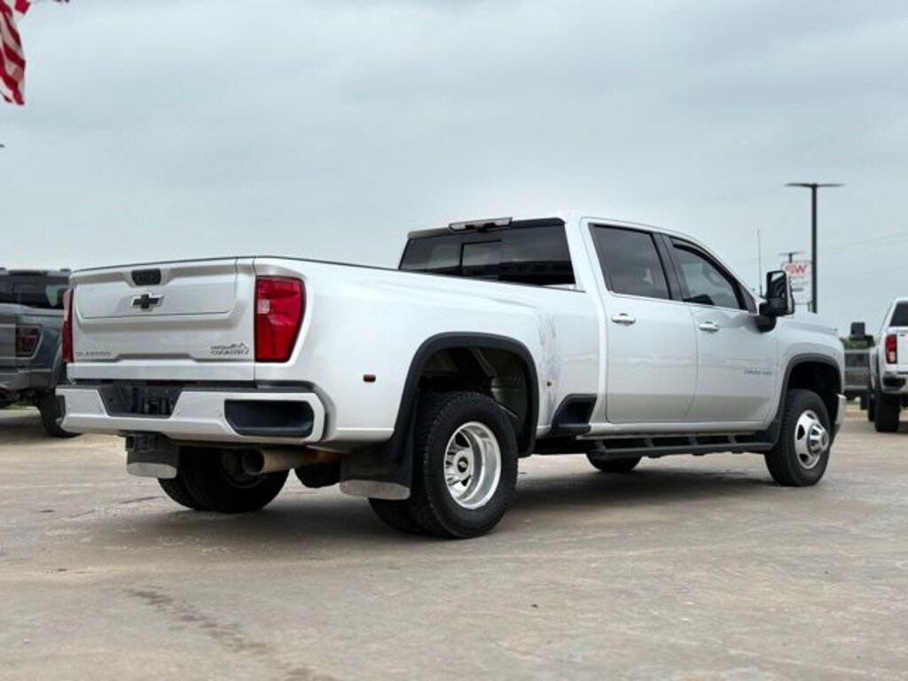 Used 2022 Chevrolet Silverado 3500HD High Country Truck