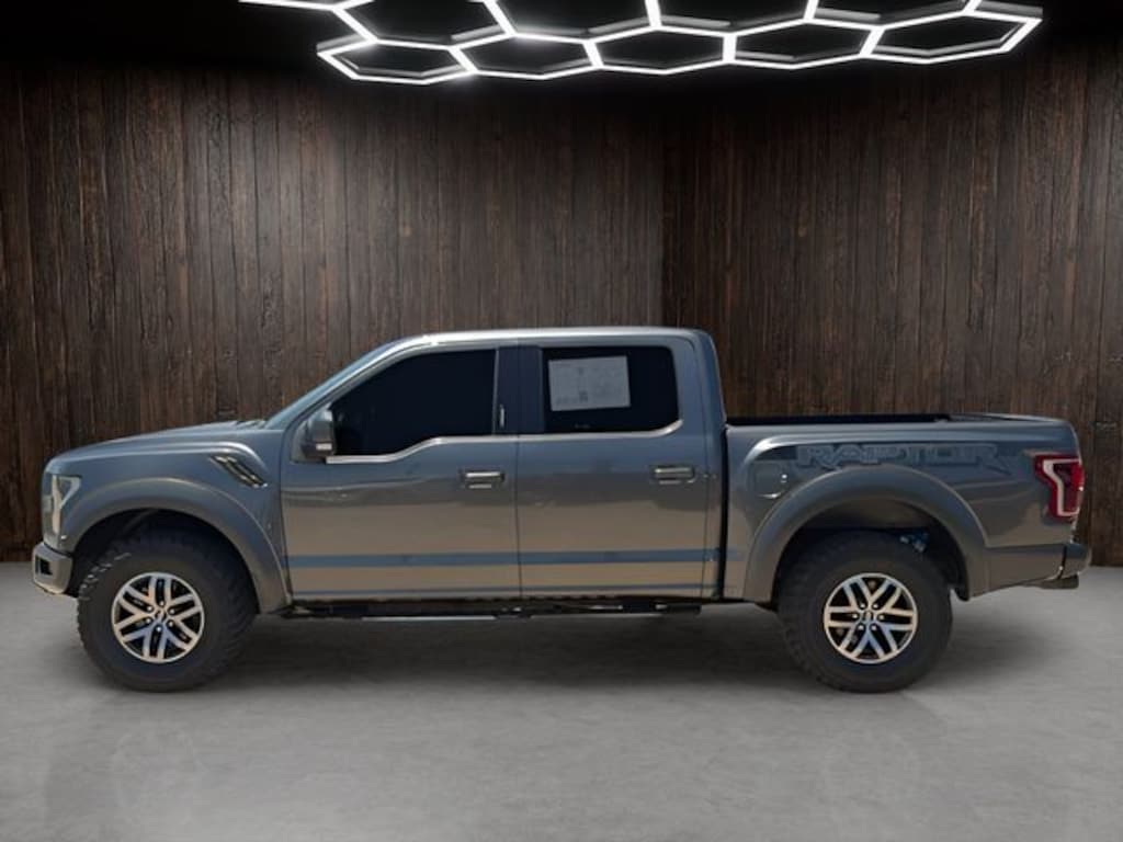 Used 2018 Ford F-150 Raptor Truck