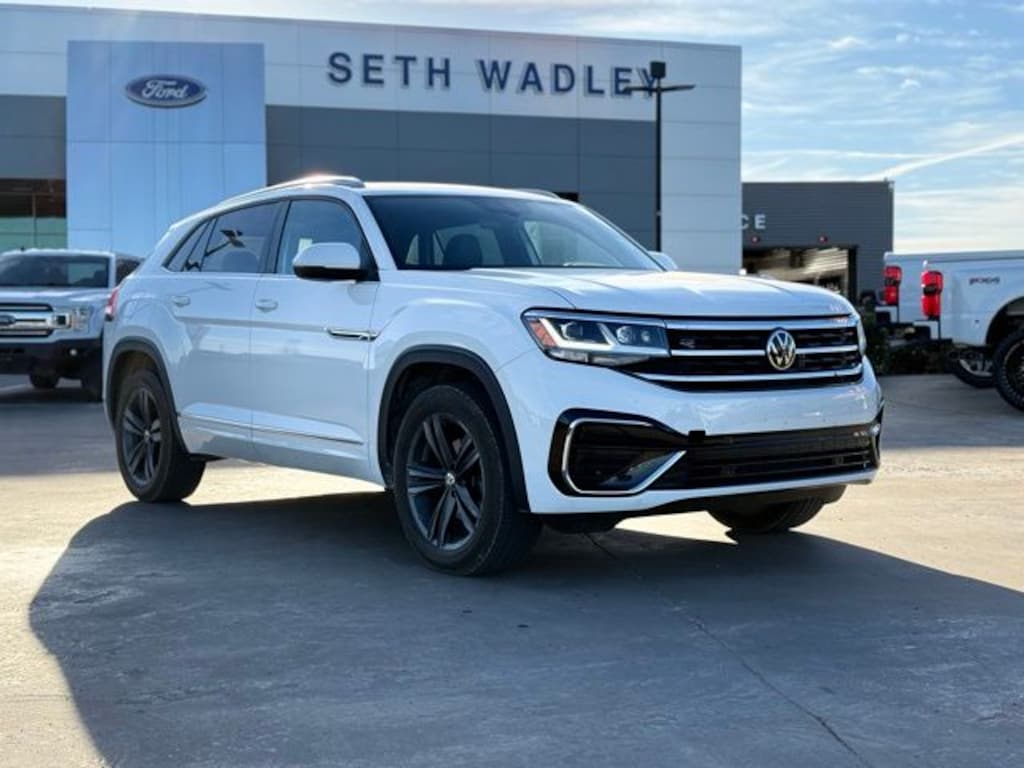 Used 2021 Volkswagen Atlas Cross Sport 3.6L V6 SE w/Technology R-Line SUV