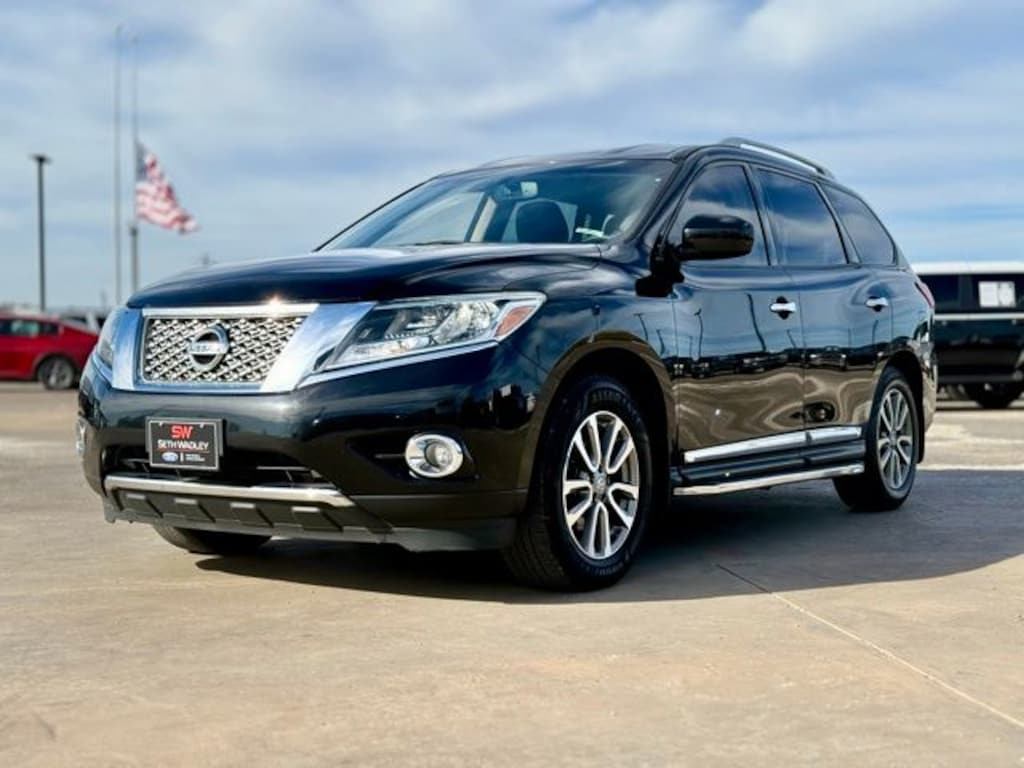 Used 2015 Nissan Pathfinder SL SUV