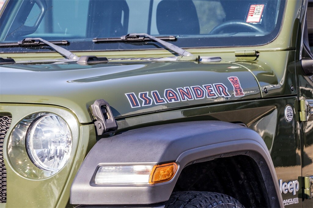 Used 2021 Jeep Wrangler Unlimited Islander SUV