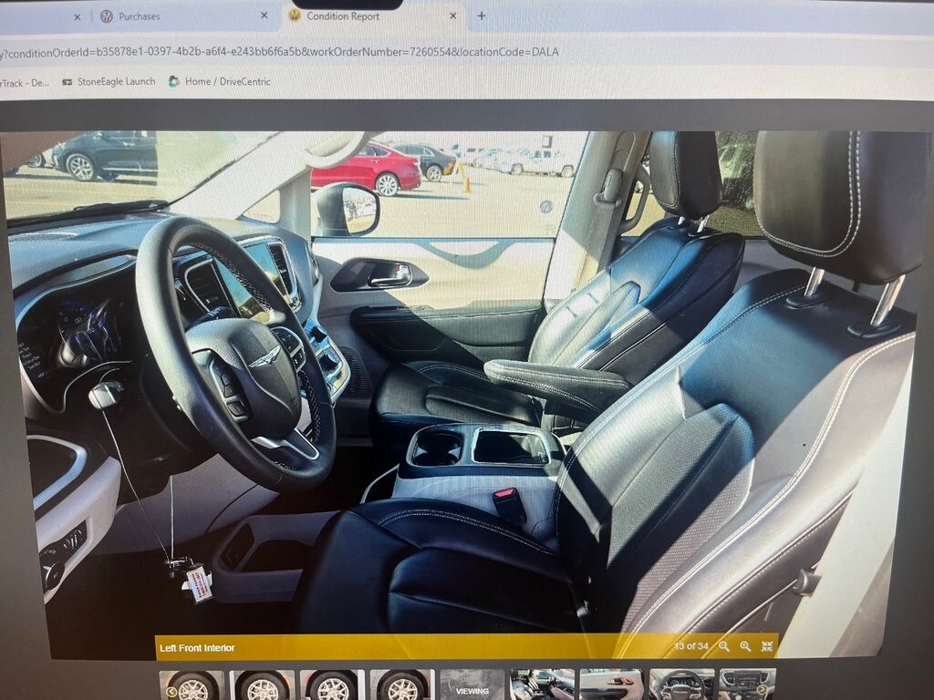 Used 2023 Chrysler Pacifica Touring L Minivan/Van