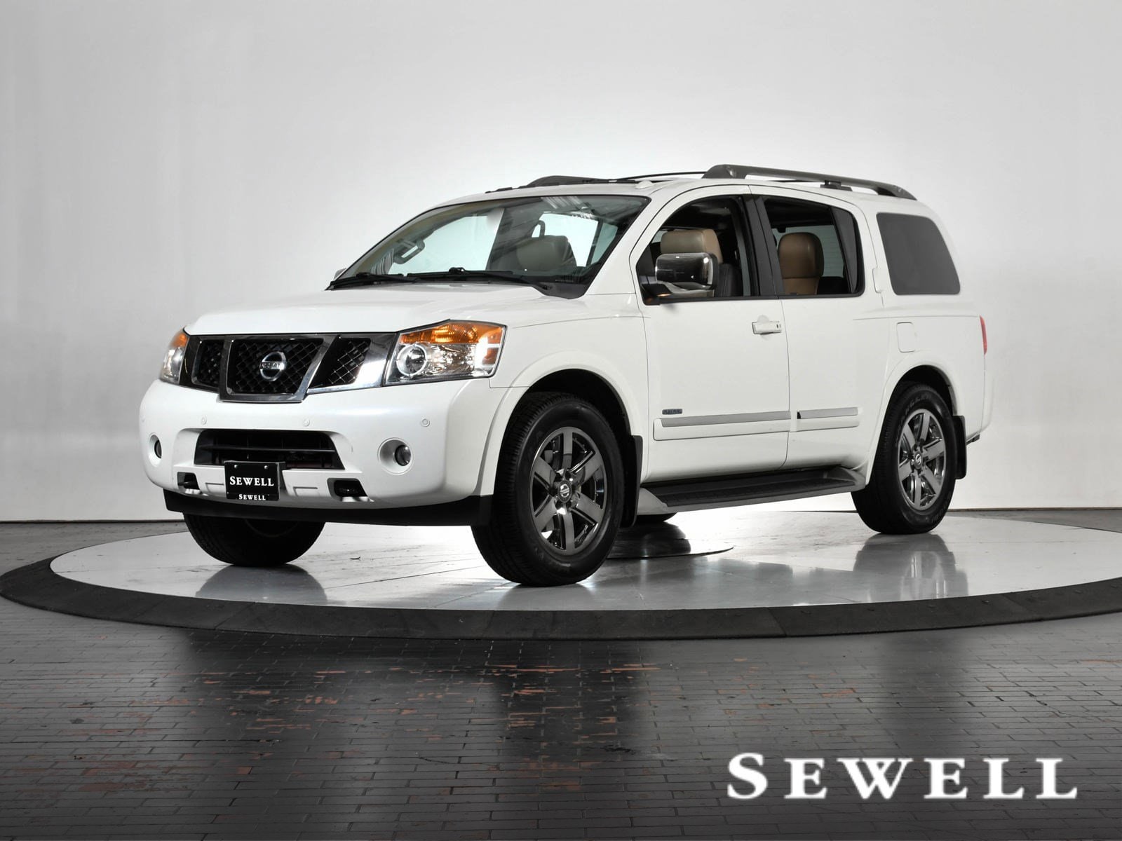 Used 2014 Nissan Armada For Sale at Sewell Lexus of Dallas VIN