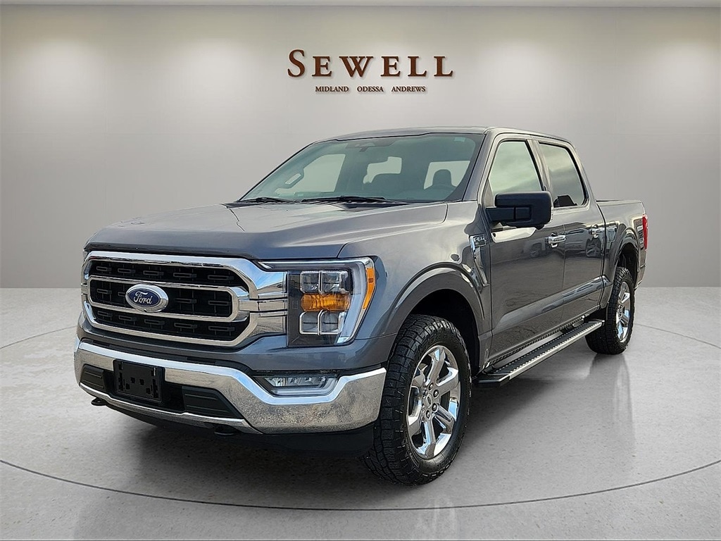 2022 Ford F-150 XLT's photo