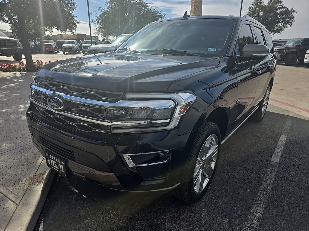 2022 Ford Expedition King Ranch's photo