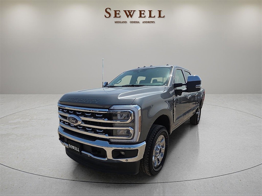 New 2025 Ford F-250SD Lariat Truck