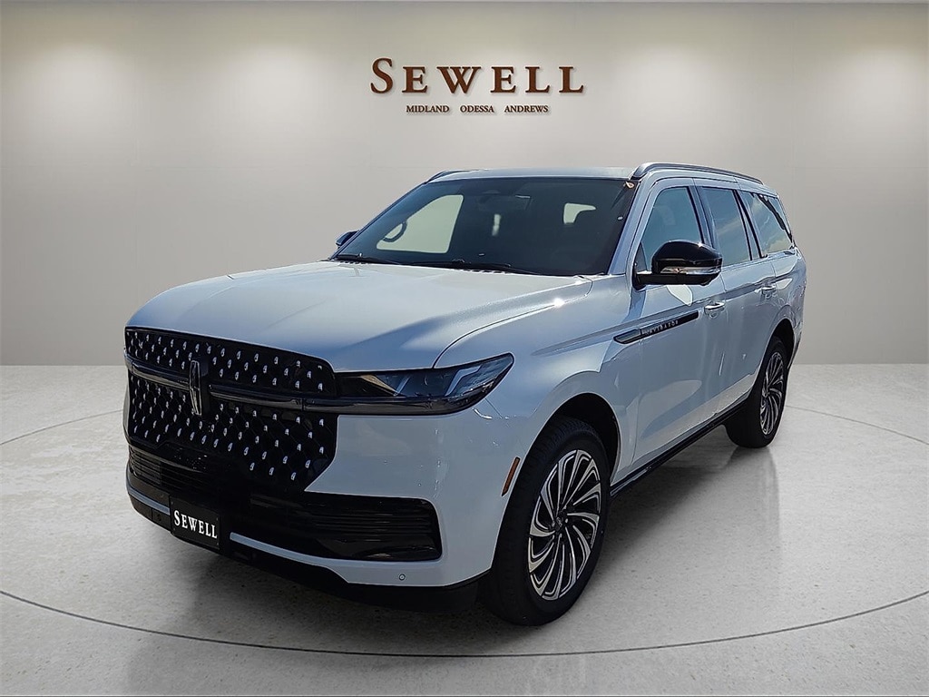 2025 Lincoln Navigator Black Label's photo