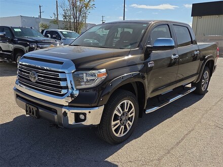 2018 Toyota Tundra SR5 Truck