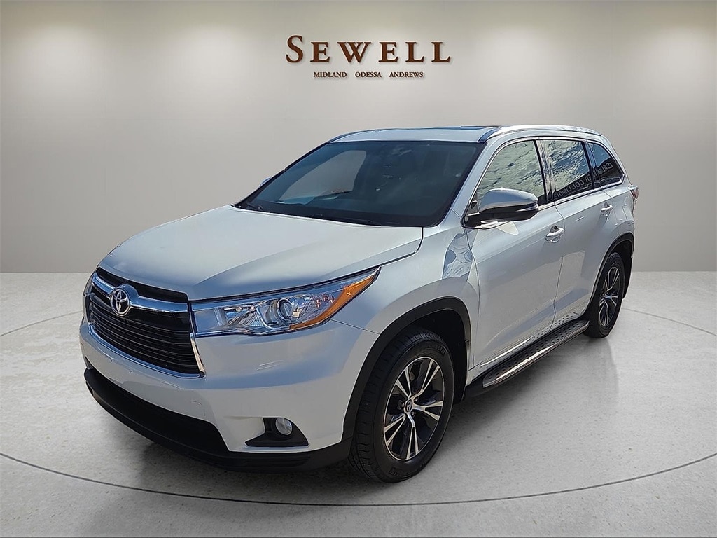 Used 2016 Toyota Highlander XLE V6 SUV