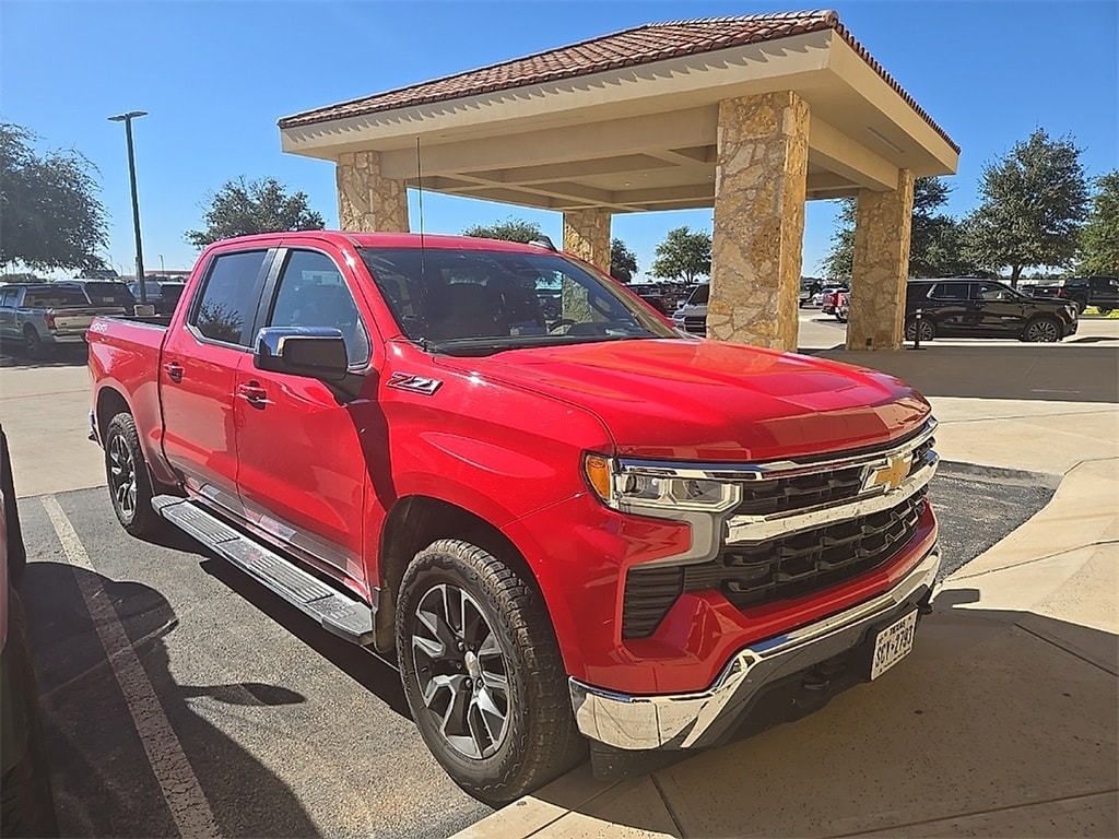 Used 2022 Chevrolet Silverado 1500 LT Truck