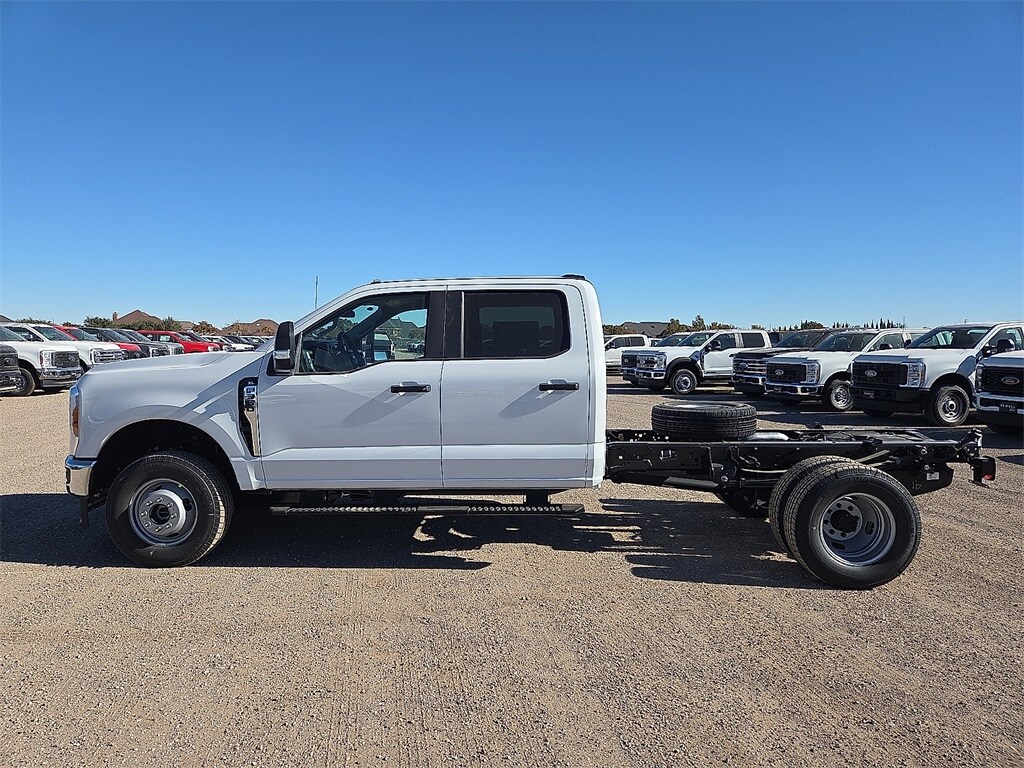 New 2026 Ford F-350SD XL Chassis