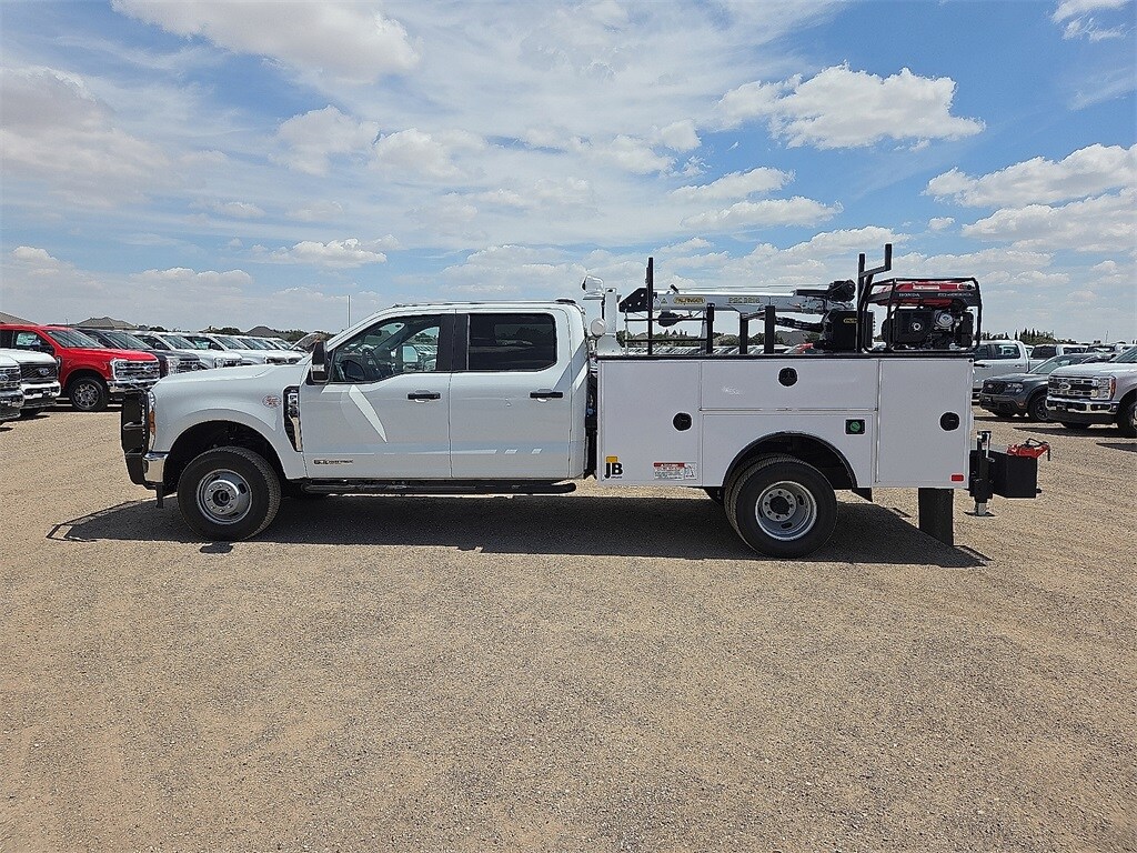 New 2025 Ford F-350SD XL Chassis
