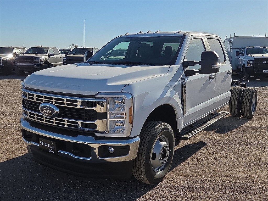 New 2026 Ford F-350SD XL Chassis