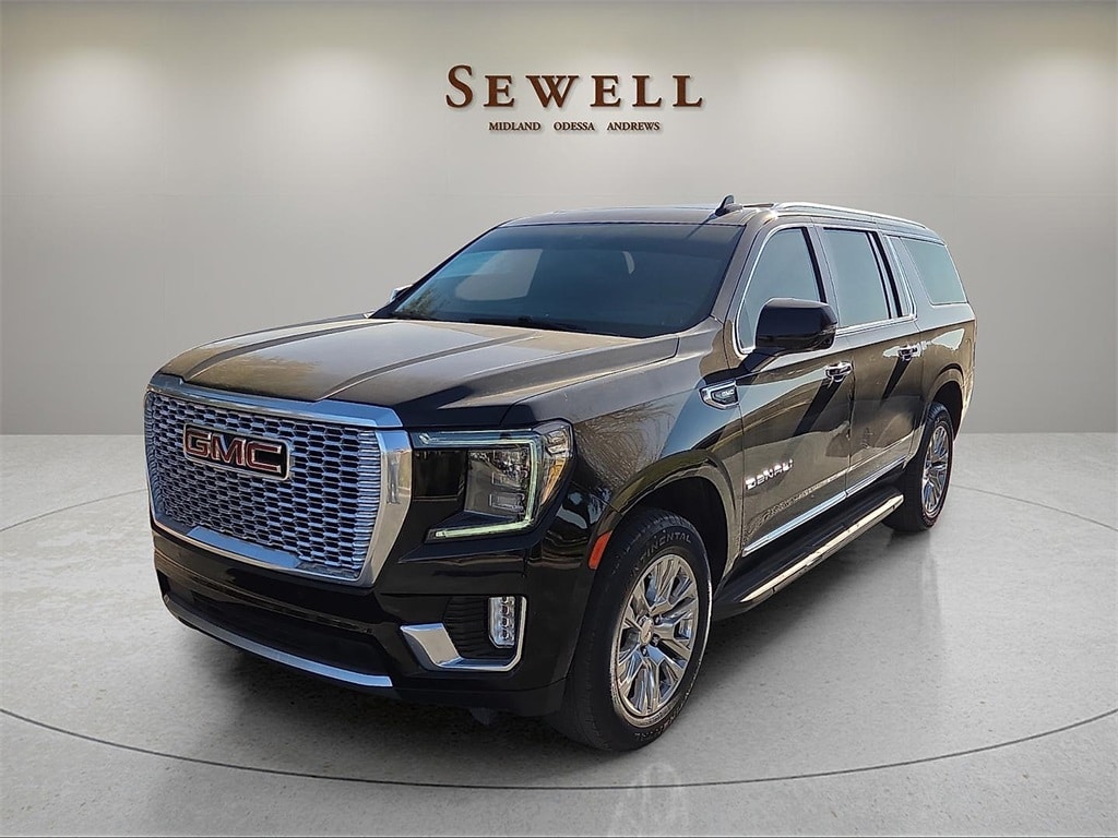 2023 GMC Yukon XL Denali's photo