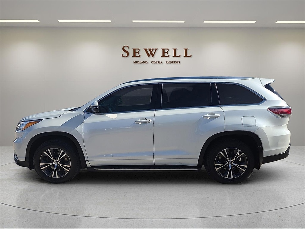 Used 2016 Toyota Highlander XLE V6 SUV