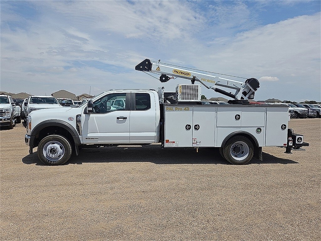 New 2024 Ford F-550SD XL Chassis