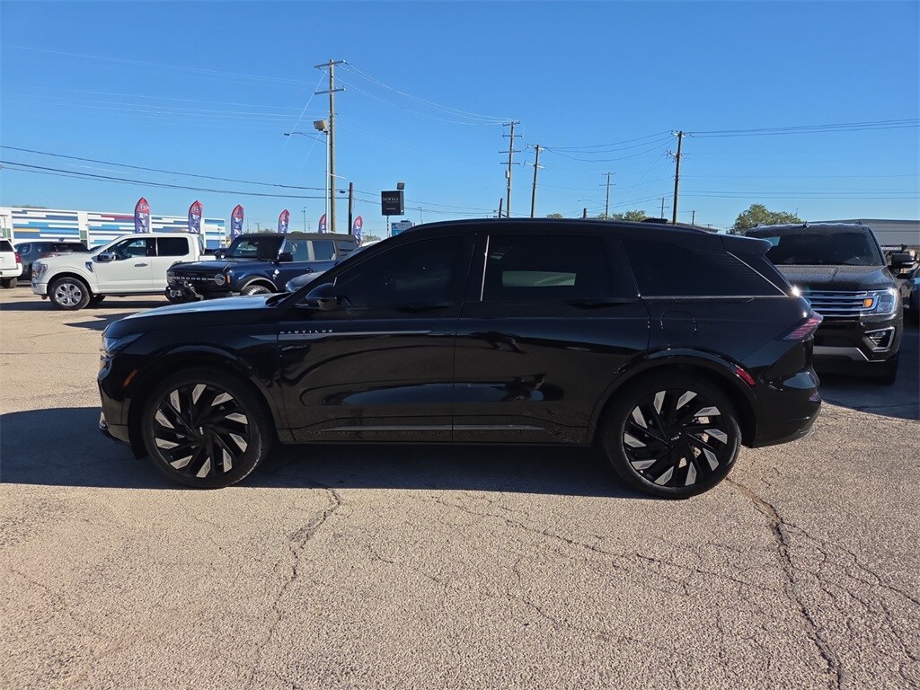 Certified 2025 Lincoln Nautilus Reserve SUV