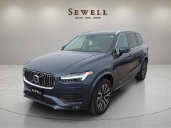 2021 Volvo XC90 T6 Momentum SUV