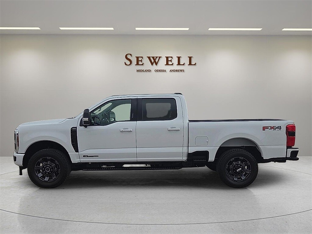 Used 2024 Ford F-250SD Lariat Truck