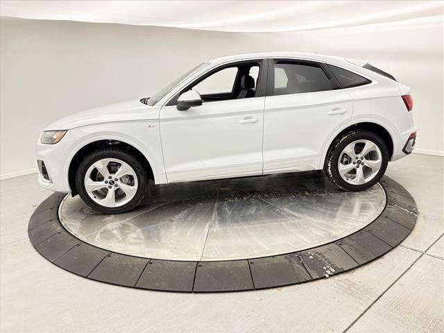 2025 Audi Q5 Sportback 45 S line Premium Plus photo 2