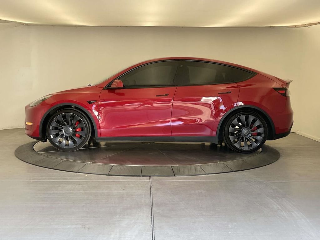 Used 2022 Tesla Model Y Performance with VIN 7SAYGDEFXNF535982 for sale in Northfield, Minnesota