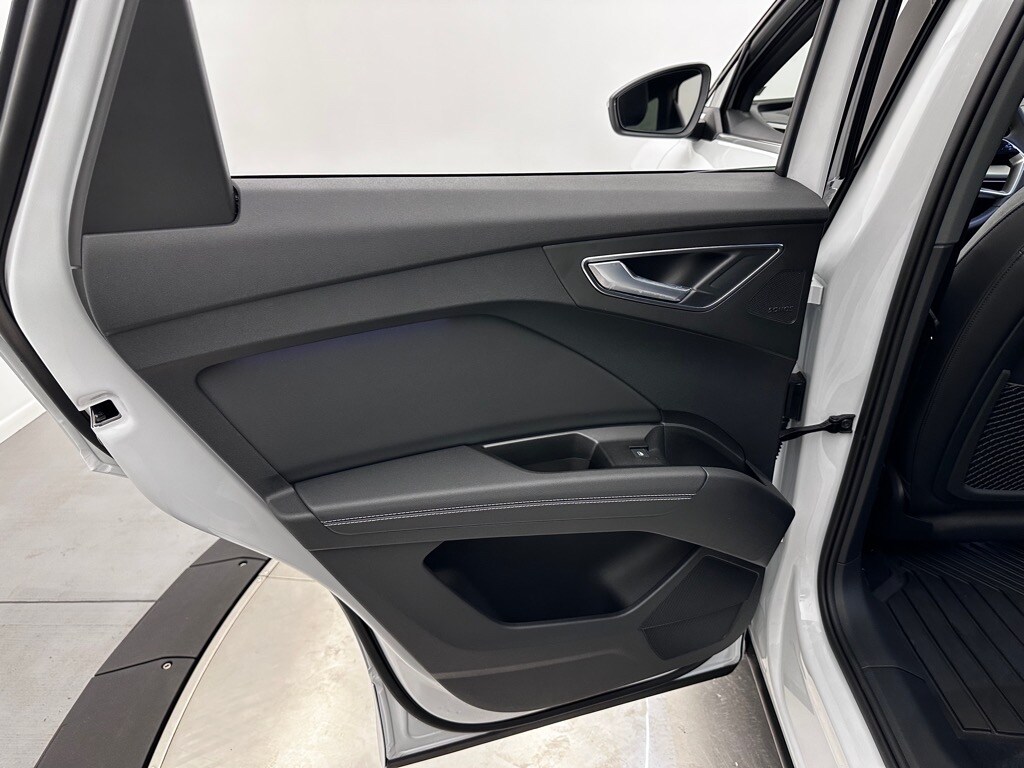  For 2023 Audi Q4 E-Tron Rear Side Door Handle Storage Box, for  Audi Q4 E-Tron 2022 2023+ Rear Door Handle Pocket Tray,q4 e-tron Handle  Pocket Tray Insert Glove Pallet : Automotive