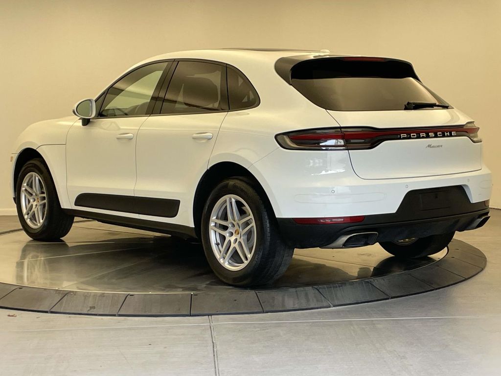 2020 Porsche Macan Base photo 3