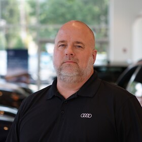 Staff member Matt Liggett from ID_8e4c1fd54300