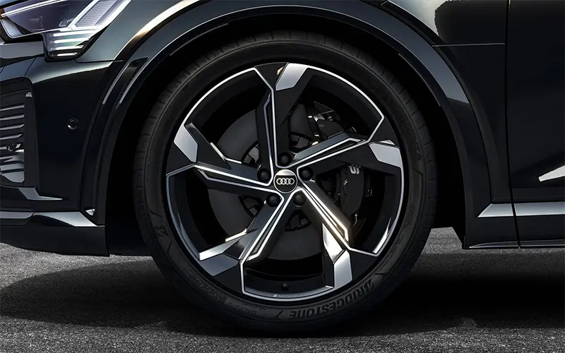 Audi SQ8 e-tron Brakes