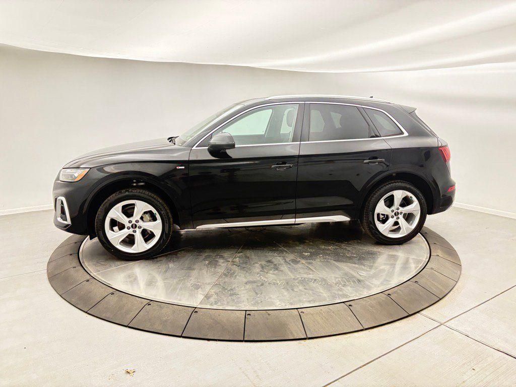 2025 Audi Q5 45 S line Premium Plus photo 2