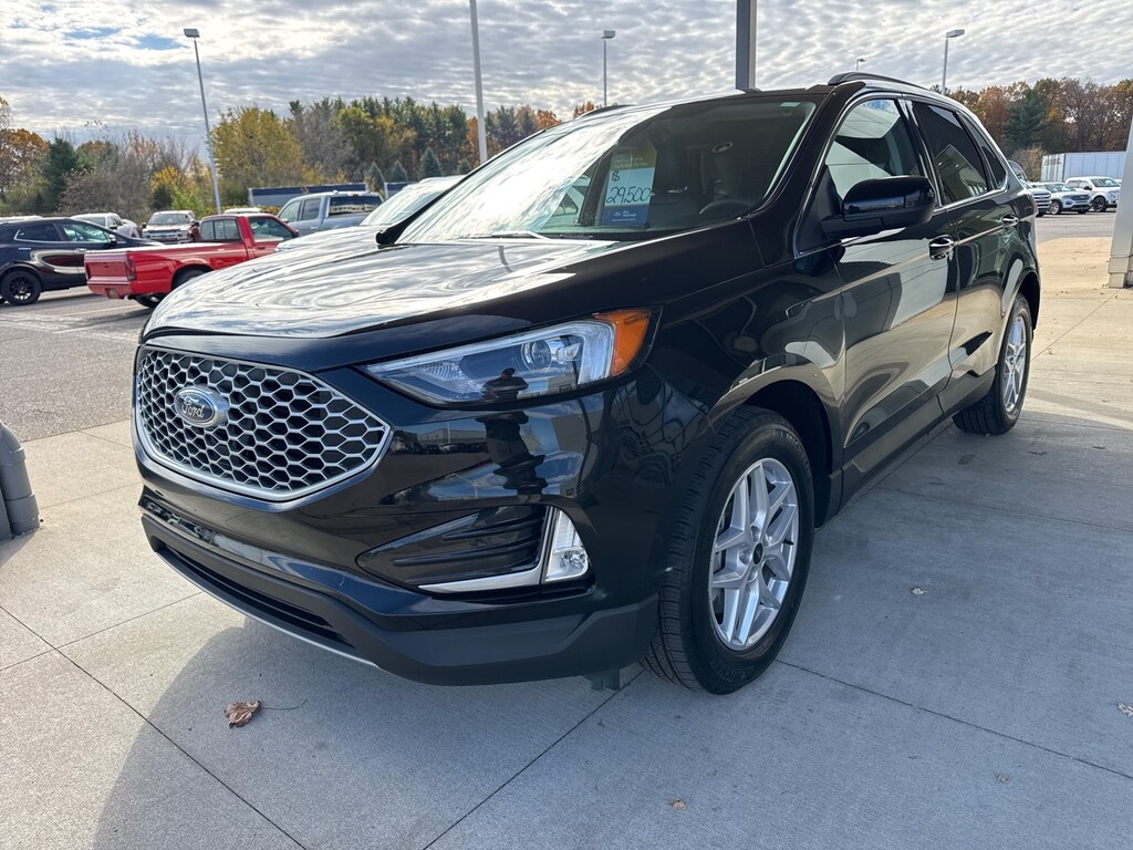 Used 2024 Ford Edge SEL SUV
