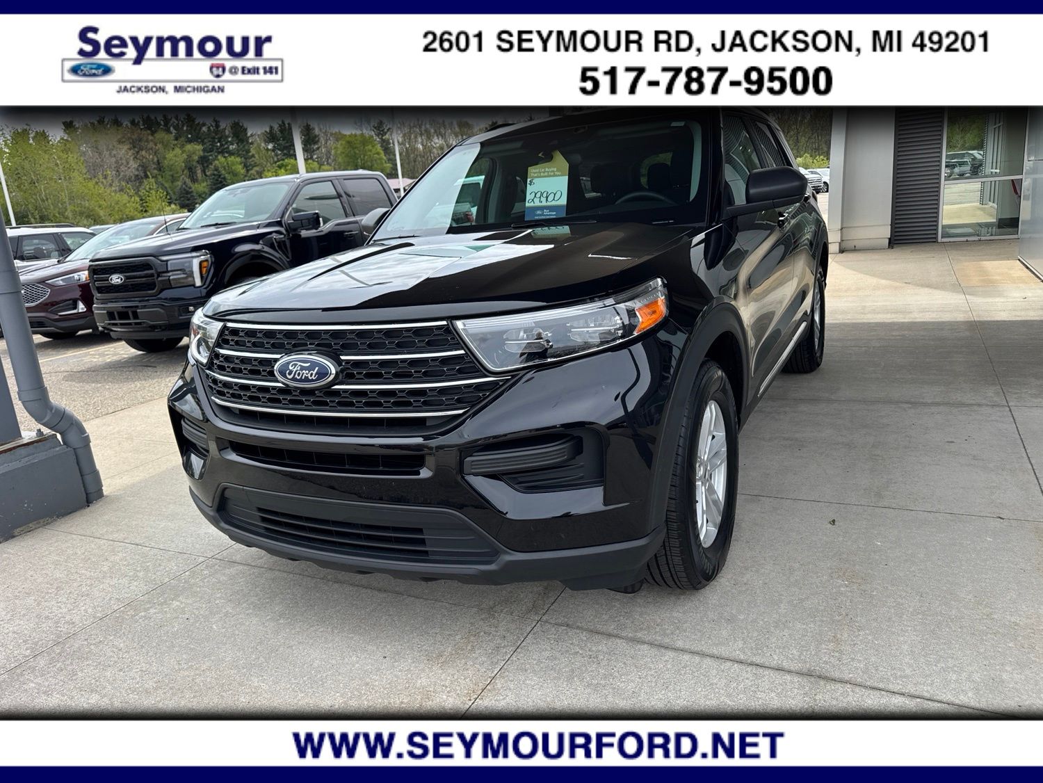 2023 Ford Explorer XLT 4WD's photo