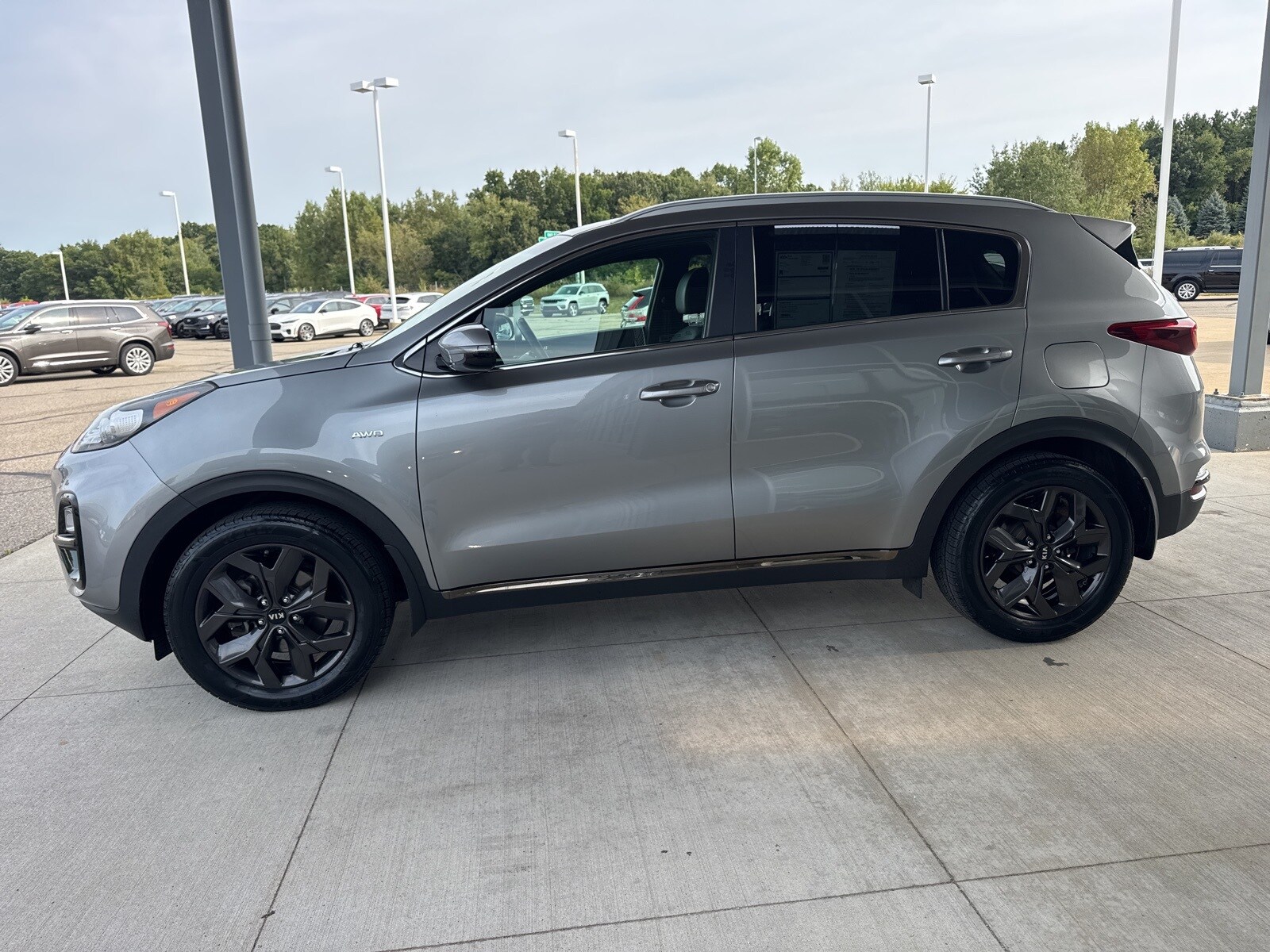 2020 Kia Sportage S photo 3