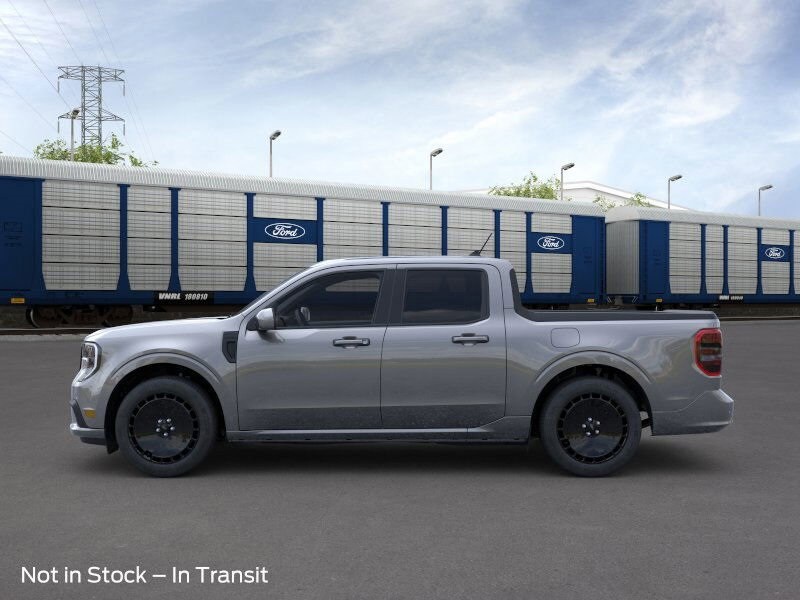 2025 Ford Maverick photo 3