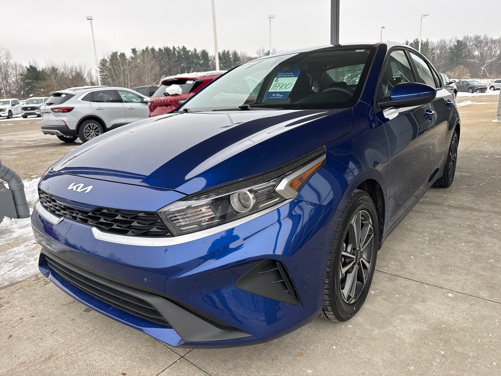 2024 Kia Forte LXS photo 2