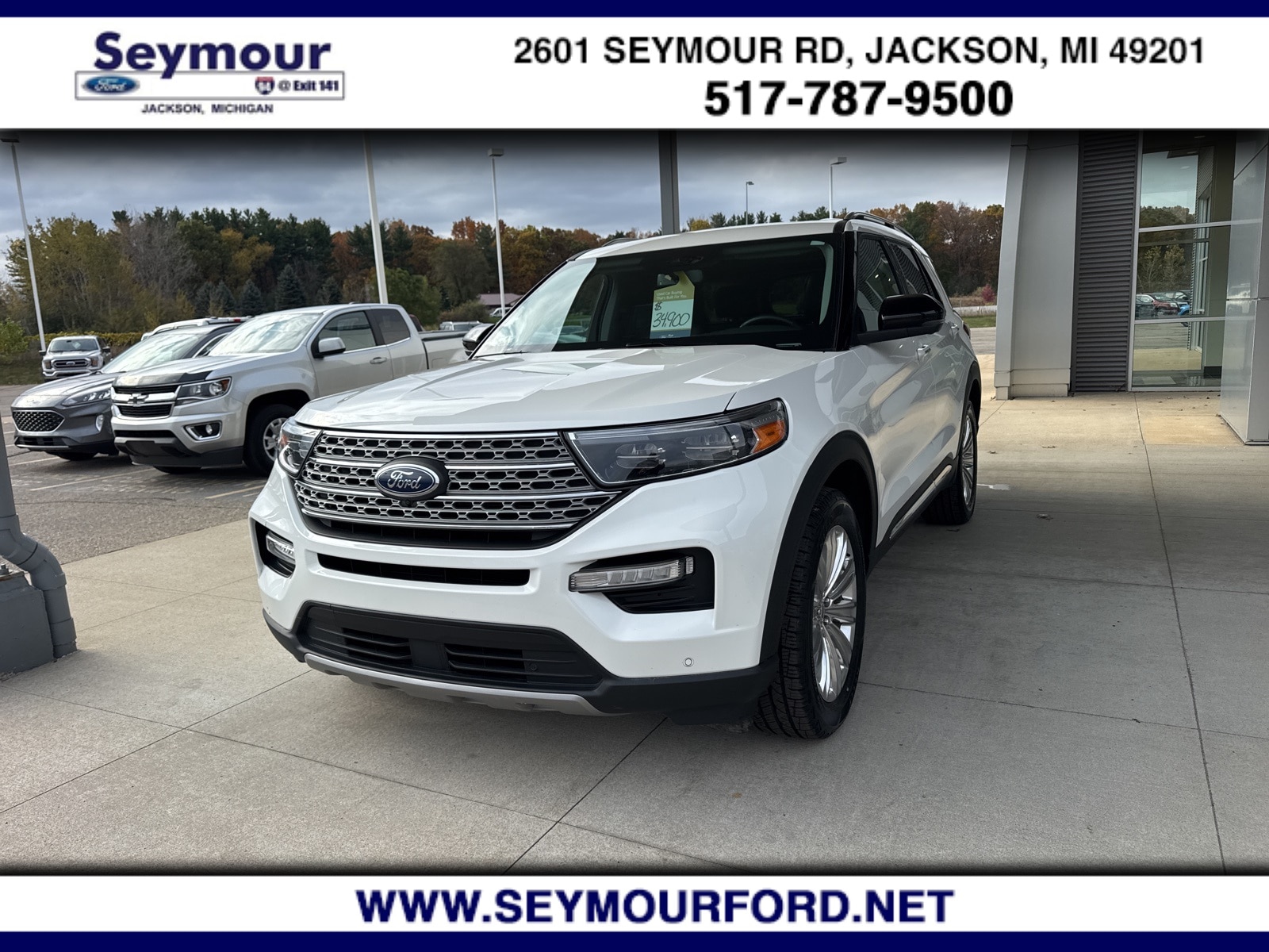 2022 Ford Explorer Limited's photo