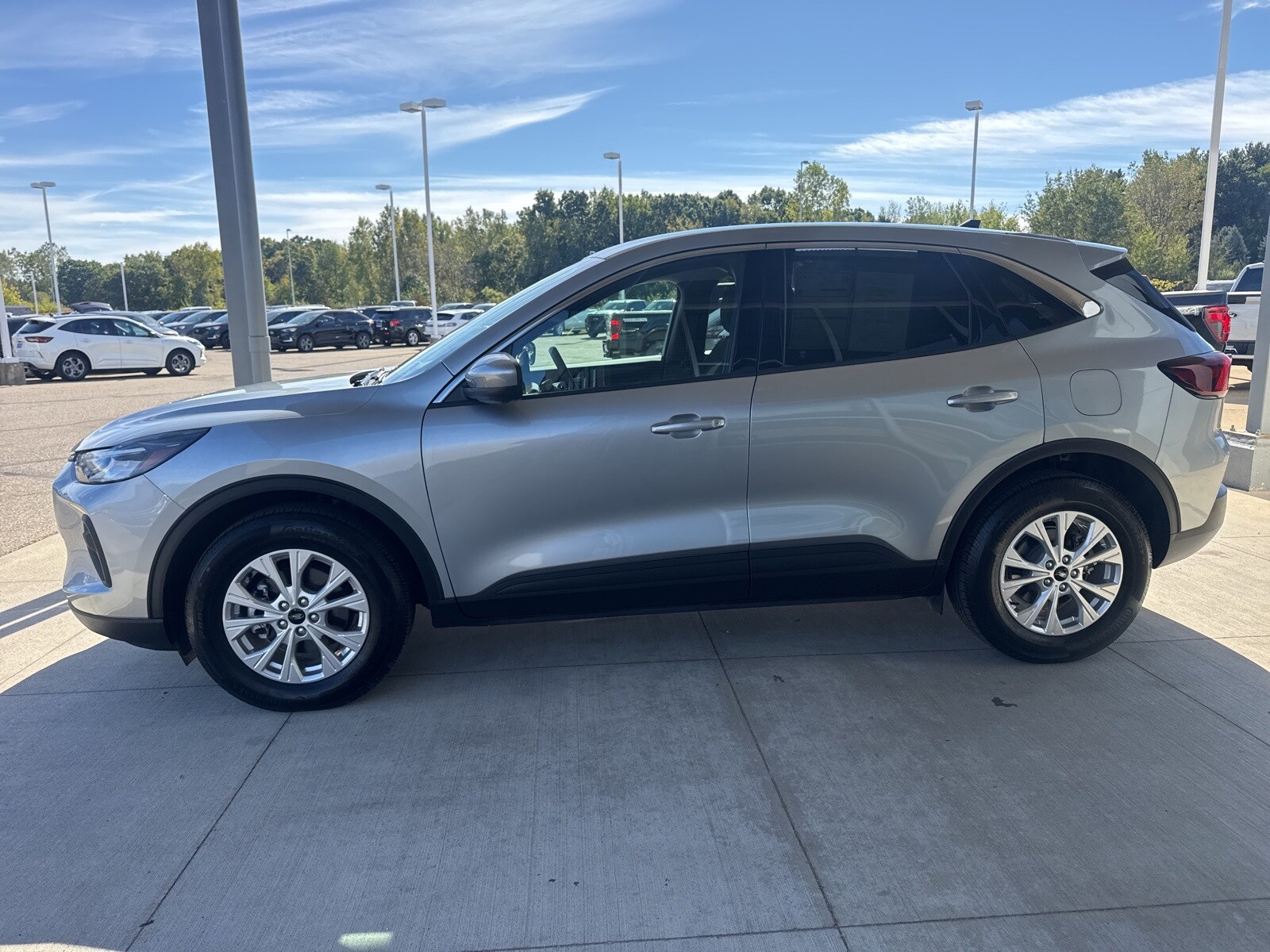 2023 Ford Escape Active photo 2