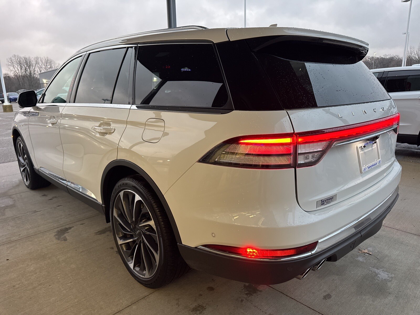 2023 Lincoln Aviator Reserve photo 4