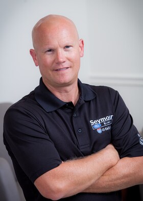 Staff member Mark Twichell from ID_5609d10bb0d0