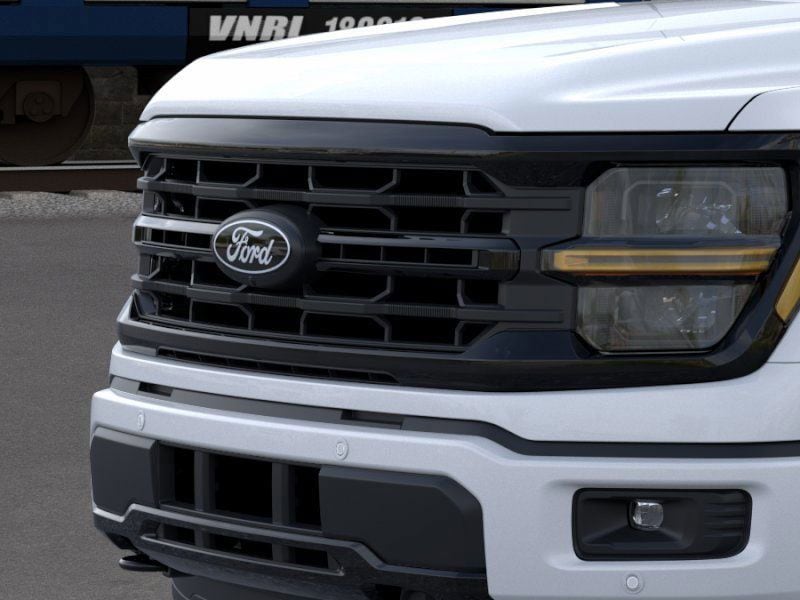 2025 Ford F-150 XLT - Photo 17