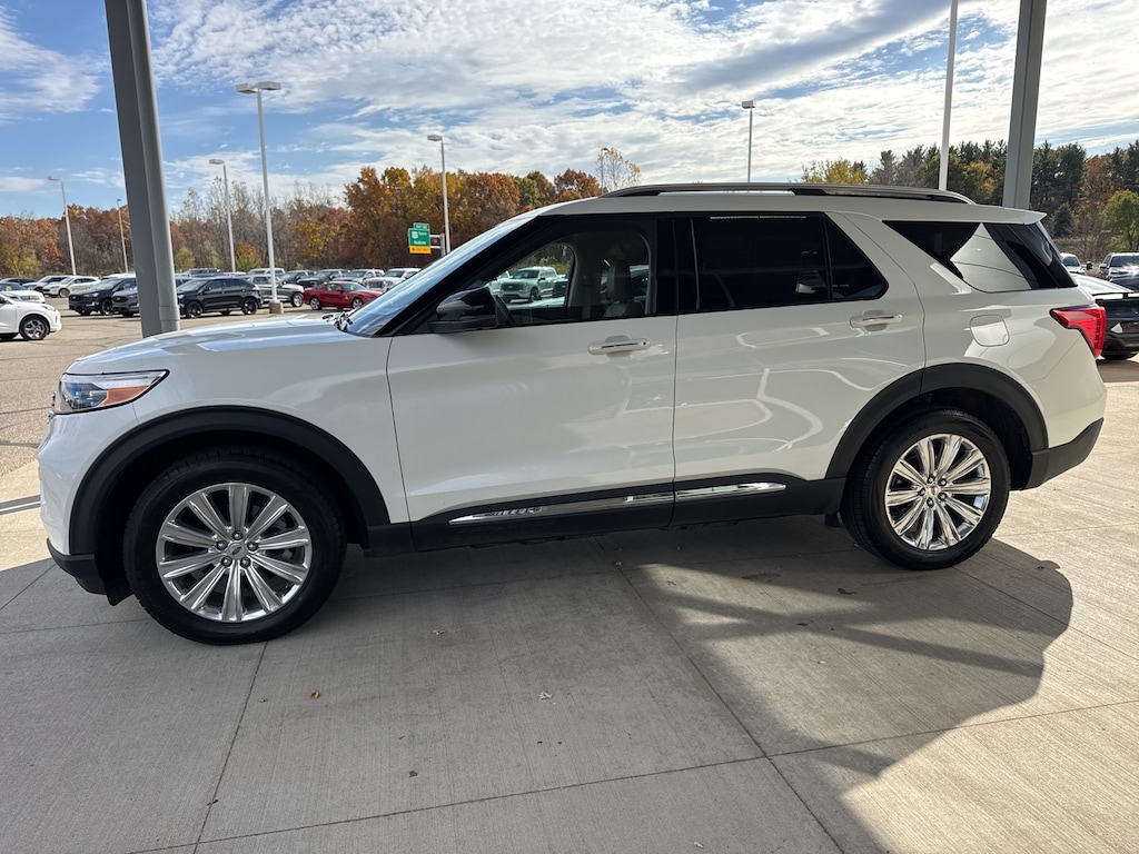Certified 2022 Ford Explorer Limited SUV